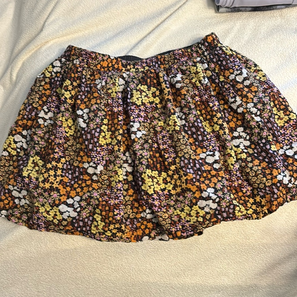 Girls floral skirt size 8